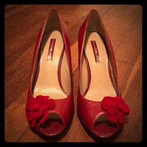 ❤️ Red Wedges with Velvet Flowers